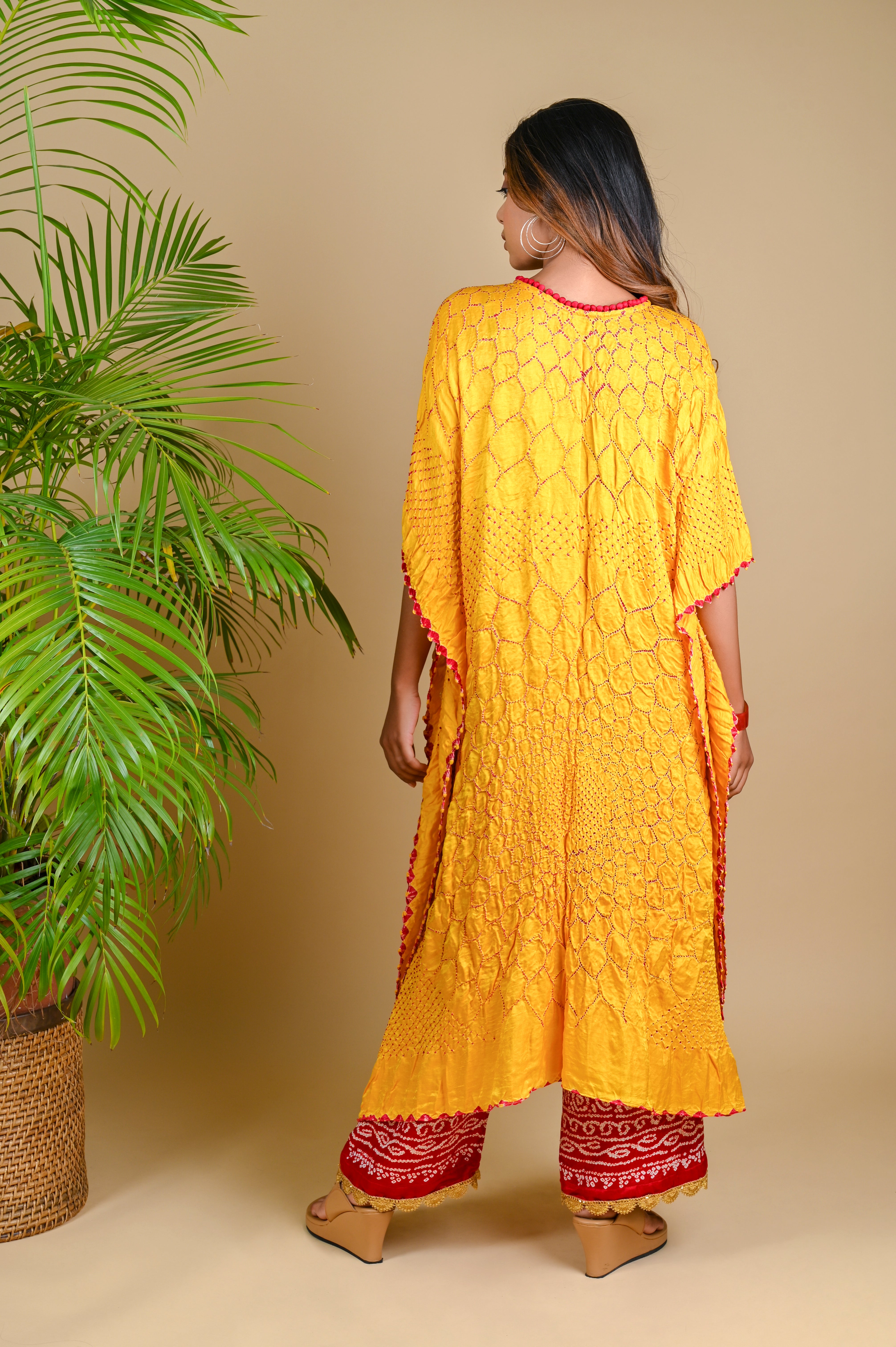 THREE FLOWERS KAFTAN